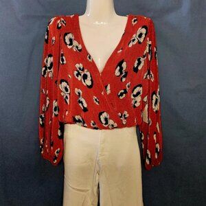 ASTR Cropped VNeck Blouse Red Floral (B3)